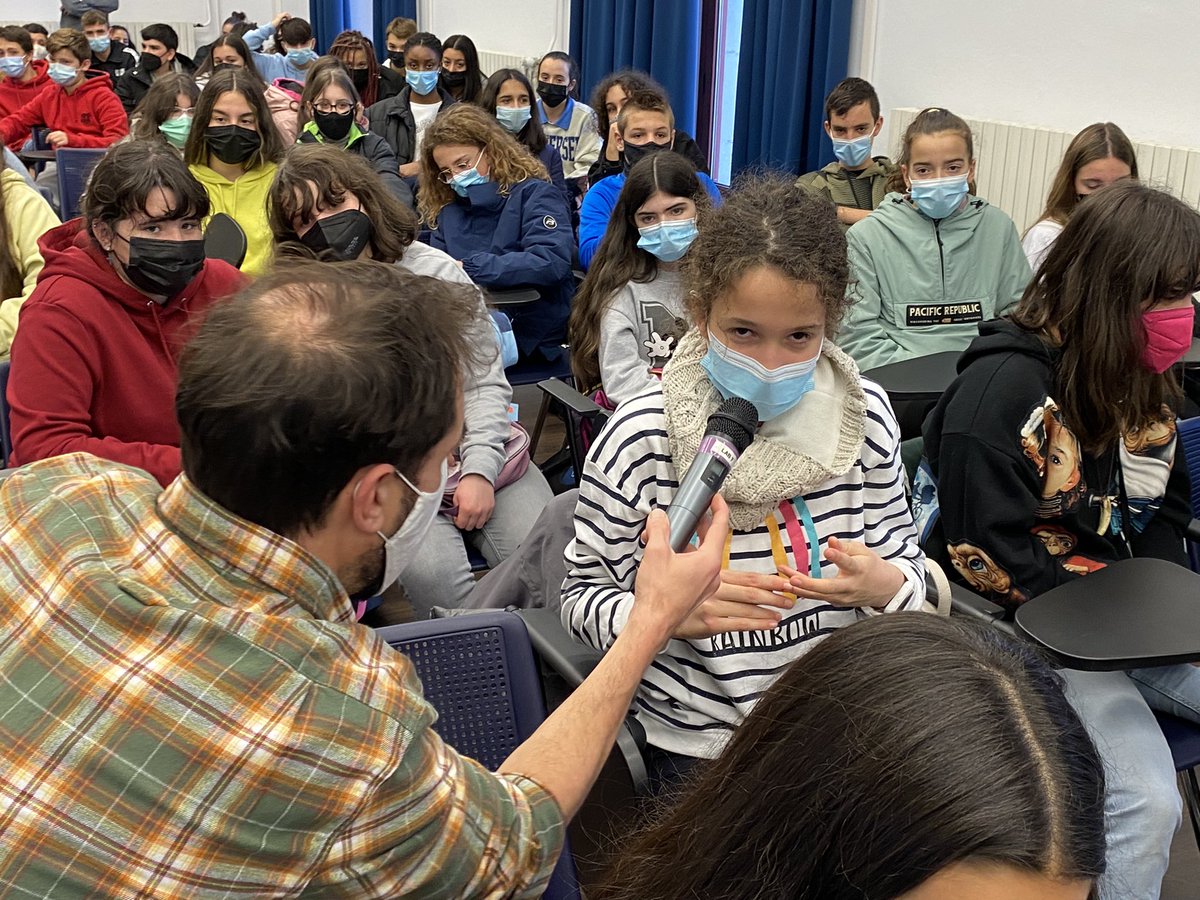 Cominsteacher tweet media