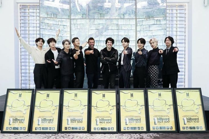 sofgi_youknow's tweet photo. #BUTTERSOTY
Los Grammys deberían estar agradecidos de su raiting gracias a BTS. Una vez más nos han demostrado su hipocresía y descaro 💗
Las acciones valen más que las palabras, no cuentan los hechos a la hora de elegir? https://t.co/HdjUc4GtC1