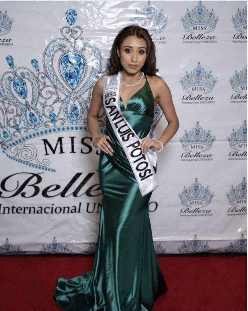 sandy_graci's tweet photo. VIRREINA MISS BELLEZA MEXICO USA 🇲🇽

Gracias Miss Belleza Mexico USA ! E crecido como mujer y e aprendido a valórame aun más a lo largo de este certamen ! Brillar de dentro hacia afuera ! #latina #sanluispotosi #mexicana #htxlatina #htx #MentalHealthMatters https://t.co/cSdbzDYjAz