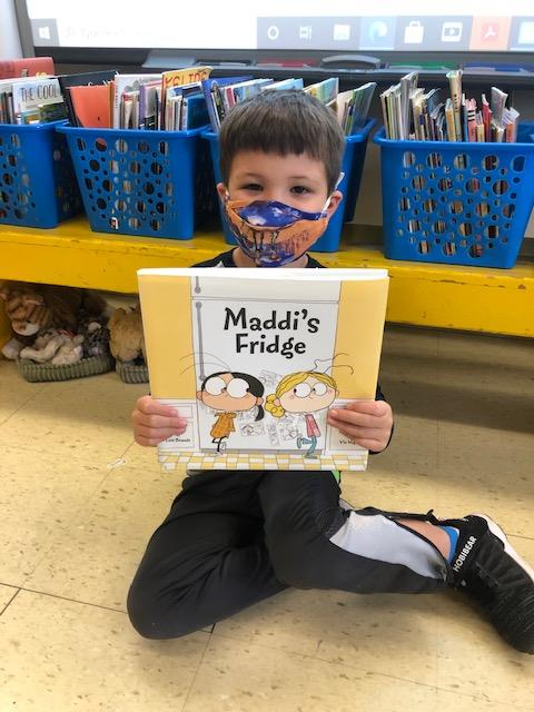 Seneca_Valley's tweet photo. Great job to @HaineElementary students who collected $3,000 over the month of November to support Gleaner’s Food Bank. Additionally, students read “Maddie’s Fridge,” which helped them understand the struggles many families face regarding hunger. #SVGivesBack #SVMakesADifference https://t.co/OGeKJuygmf