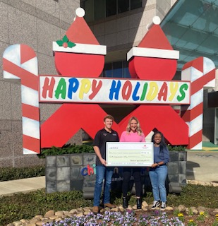 sptmgt's tweet photo. In spite of COVID, the TNU Sport Event Management class did an amazing job with their hybrid event, NASHDASH21. Today we presented a check for $550 to Vanderbilt's Monroe Carell Jr. Children's Hospital. #eventmanagement #studentsgivingback #activelearning #proudprof https://t.co/DOqx24vyoW