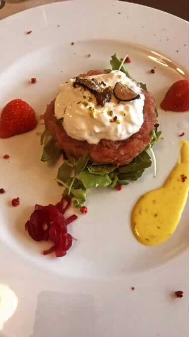 slurpthejourney's tweet photo. Italian Food is also this! ๐ #food #foodie #meat #buttata #salad ๐ฅ https://t.co/Cfwi3cNiJ5