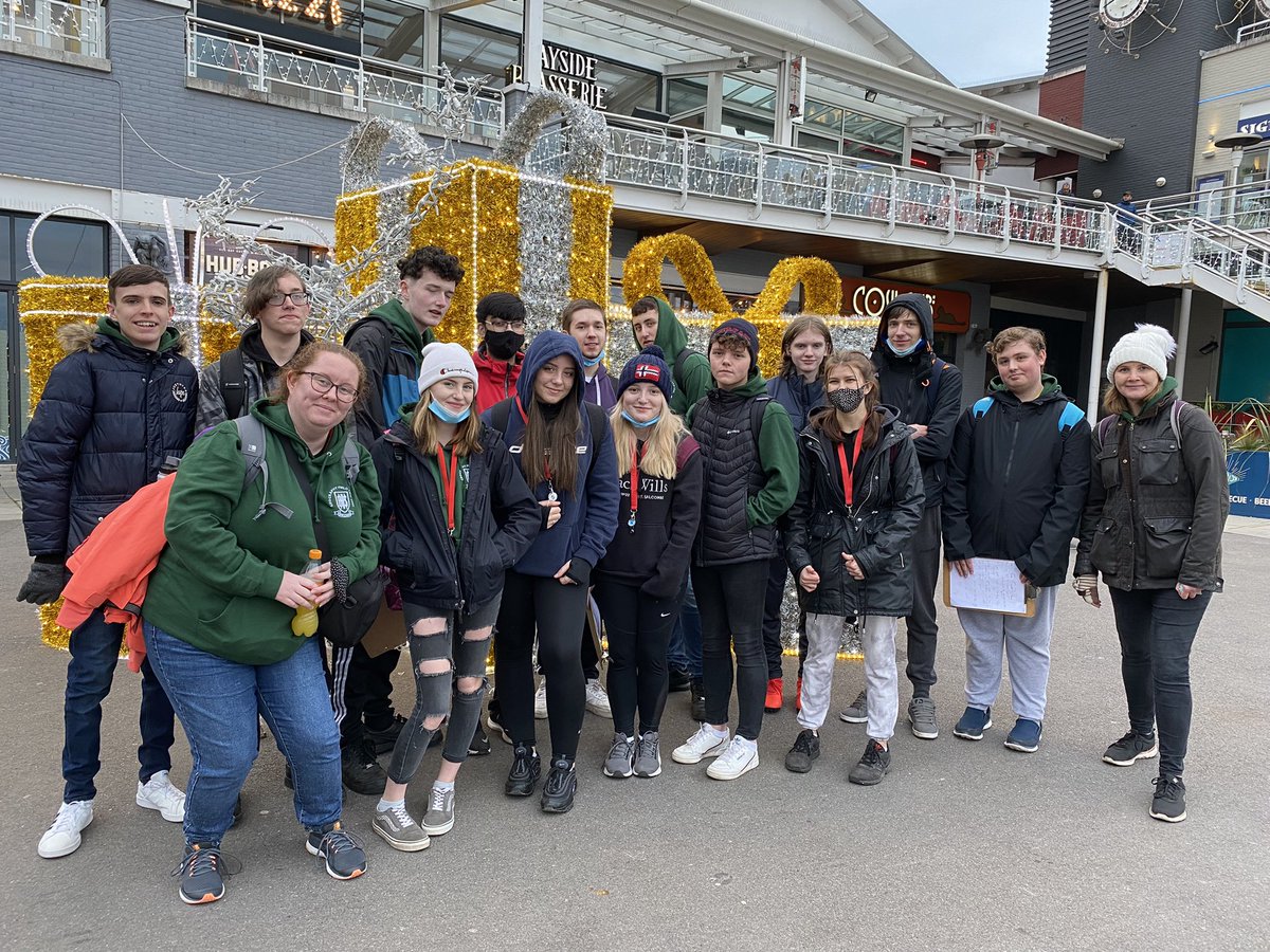BHHSGeog's tweet photo. A cold day in Cardiff Bay but the BHHS GCSE Geographers did a great job collecting their fieldwork data👍 https://t.co/Ees9LVZfTi