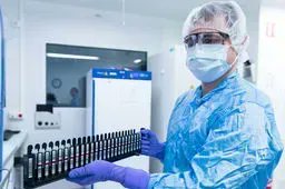 FlashTweet's tweet photo. 1️⃣🌐[#AlaUne] @SanofiFR s'associe au géant chinois #Baidu sur l'#ARNm
https://t.co/xmepVdxx8N v/ @LUsineDigitale

💬  Le groupe pharmaceutique 🇨🇵  utilisera son système d'apprentissage automatique, baptisé #LinearDesign

#MachineLearning #HealthTech
#FlashTweet⚡️ https://t.co/HD610ZFGKT