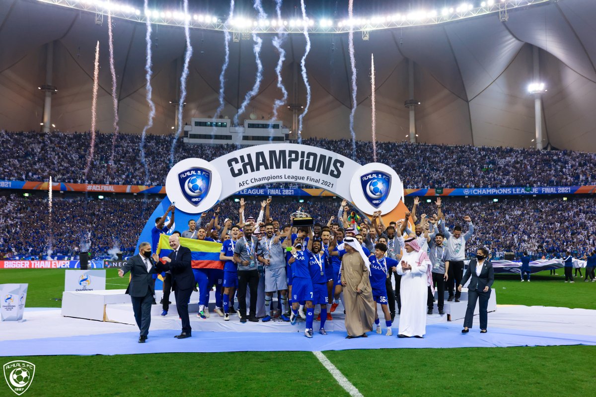 Alhilal_FC's tweet photo. 🏆 #كبير_آسيا أدرى ببطولاتها 😍💙

#الهلال_كبير_آسيا https://t.co/knT0toNF3V