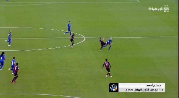 ADSportsTV's tweet photo. مسلم أحمد - محلل تحكيمي: هدف #الهلال الأول صحيح واللقطة المنتشرة على وسائل التواصل بينت الحالة من زاوية واحدة فقط حيث لا يوجد لمس للكرة بقبضة اليد

#الهلال_بوهانج 
#نهائي_دوري_أبطال_آسيا https://t.co/eWilHpriMY