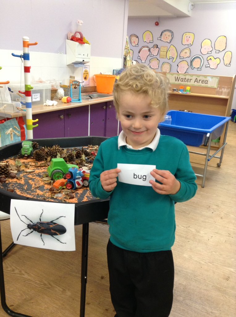 BroughPrimary's tweet photo. EYFS- Wow! Brilliant blending from the children today when practising reading CVC words and hunting for the matching picture in our phonics session π π #funphonics #earlyreadingskills ππ https://t.co/i65sTCg6jH