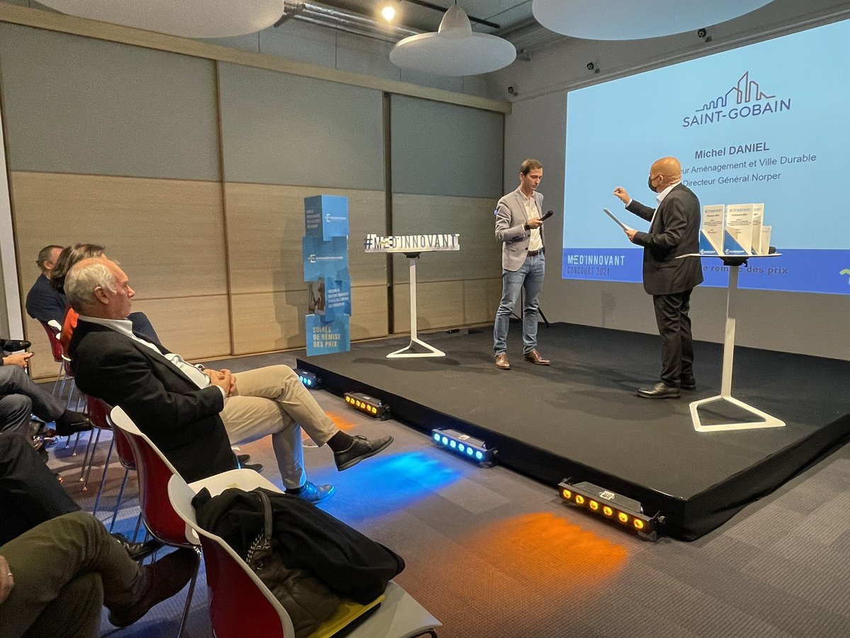 🔵 En direct de la remise des prix #medinnovant 🎖 qui récompense des projets tests et démonstrateurs sur le territoire d’expérimentation de l’EcoCité Euroméditerranée !