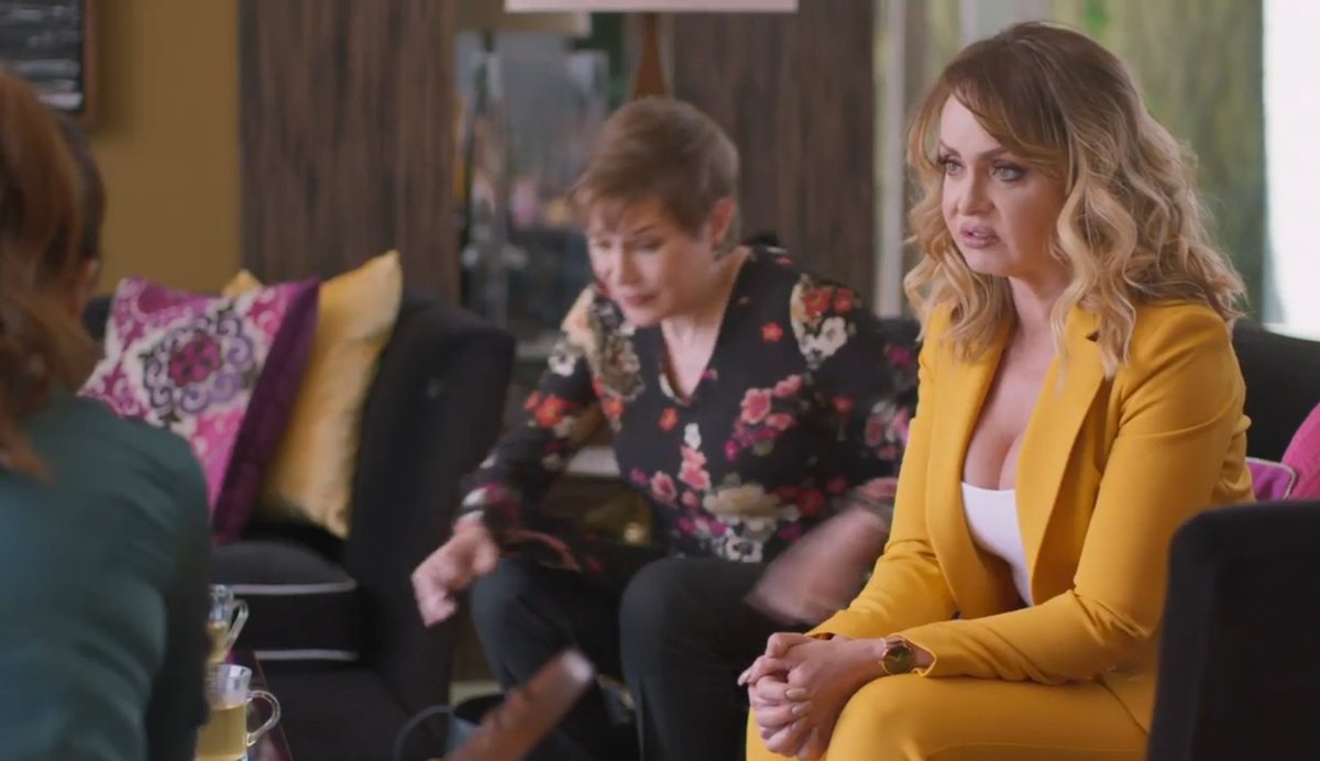 mygirlspanic's tweet photo. @gabyspanic #SiNosDejan
#FedoraMontelongo #GabySpanic #Capitulo02 https://t.co/uCrOtWHx0q