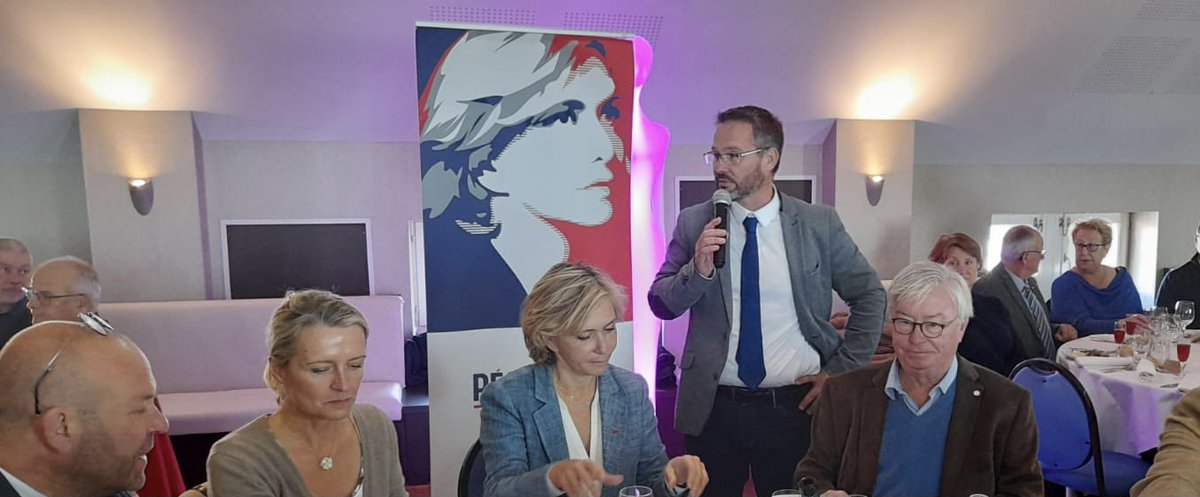 labiche_david's tweet photo. Très heureux de voir réunie toute notre famille politique aujourd’hui à Châtelaillon-Plage à l’occasion du Tour de France de @vpecresse candidate pour le #CongresLR  un grand merci à tous nos adhérents pour leur mobilisation 🙏 @Republicains_17 @lesRepublicains https://t.co/w43jOwsfYV
