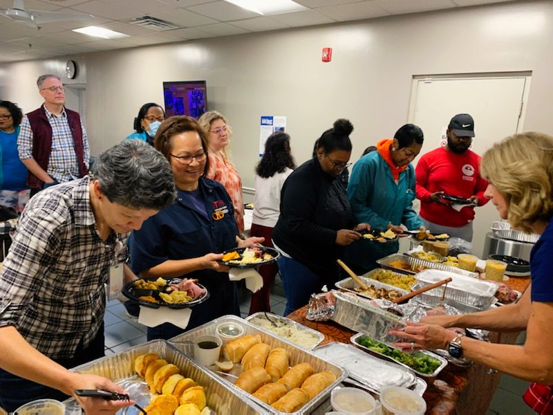 techspray's tweet image. We recently had a Thanksgiving celebration at our headquarters in Kennesaw, GA. 

We are so grateful for our dedicated employees and their families.

Thank you and Happy Thanksgiving!

#Thankful #gratitude