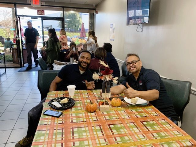 techspray's tweet image. We recently had a Thanksgiving celebration at our headquarters in Kennesaw, GA. 

We are so grateful for our dedicated employees and their families.

Thank you and Happy Thanksgiving!

#Thankful #gratitude