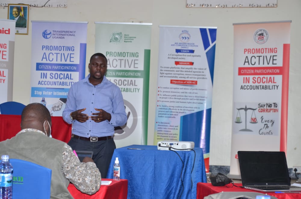 MIRAC2Albertine's tweet photo. Corruption has totally affected service delivery whereby government and individual citizens are spending more to access and receive better services #ActionCounts #StandAgainstCorruption @actionaiduganda @Accu_Ug @tiuganda1 @ugandadebtnet https://t.co/u4T0zHH5Qc
