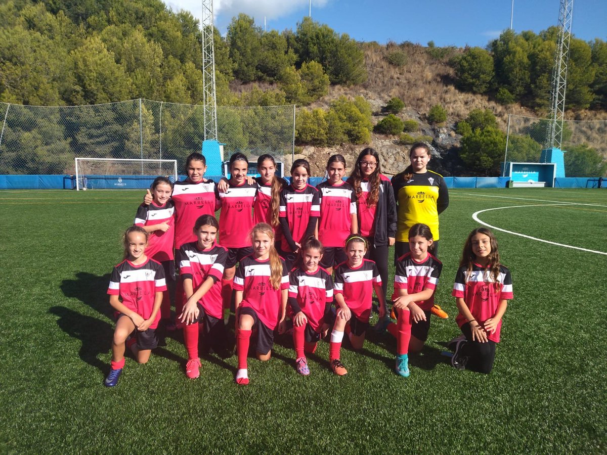 PabloPicasso_CF's tweet photo. ⚽ PARTIDO

🔢 A.D. PABLO PICASSO 1️⃣3️⃣ - 6️⃣ MARBELLA PROMESAS
Eli ⚽⚽⚽⚽⚽⚽⚽⚽⚽
Marina ⚽⚽
María ⚽
Lola ⚽

🔴 #hemosvueltoymasfuertes ⚫ https://t.co/pgQvup4MBG