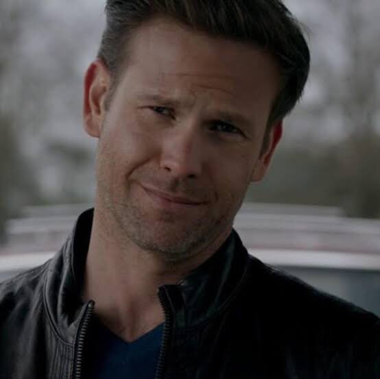 Alaric Saltzman (@sexyalaric) / X