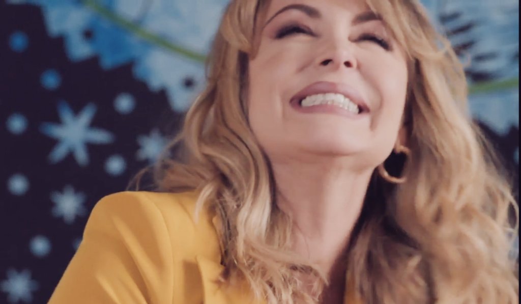 mygirlspanic's tweet photo. @gabyspanic #SiNosDejan
#FedoraMontelongo #GabySpanic #Capitulo02 hermosa 😍😍 https://t.co/yomm9iusmL