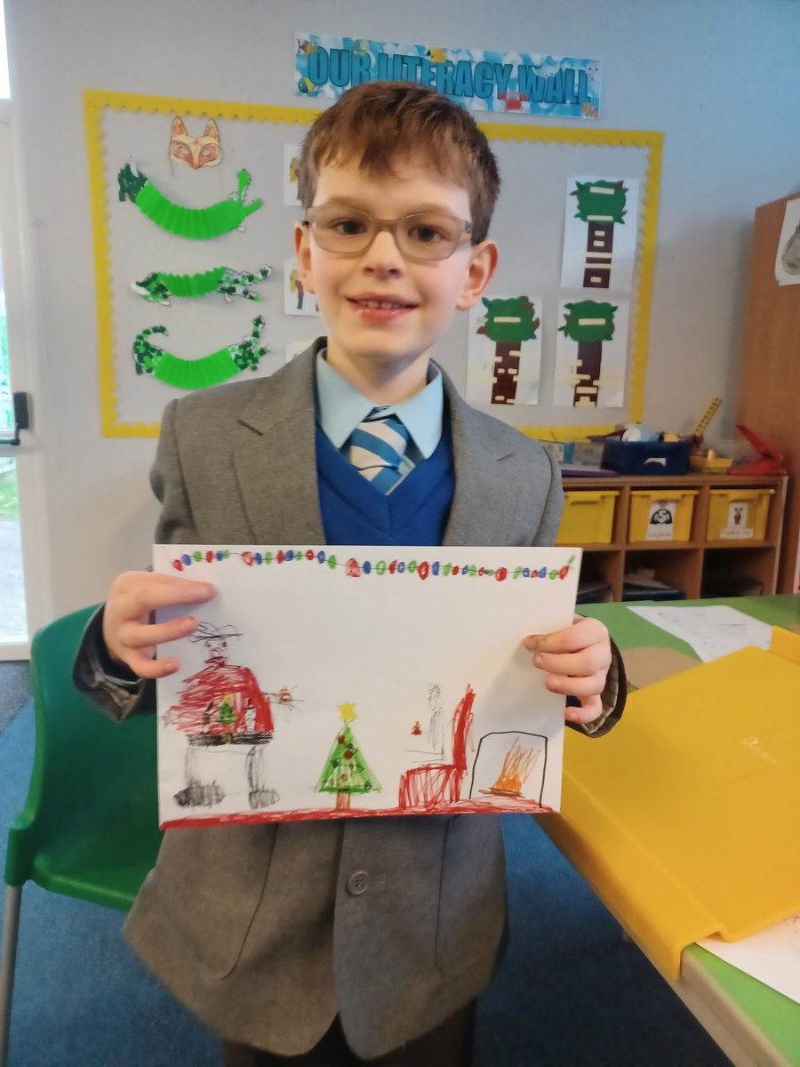 louisecrawfordI's tweet photo. The children in primary p2 wrote their Christmas letters to santa and drew some beautiful pictures to send too  🎅🤶 @MissClinton1 @lydiaveach_ @StVincentsL12 https://t.co/HTzkY63hBE