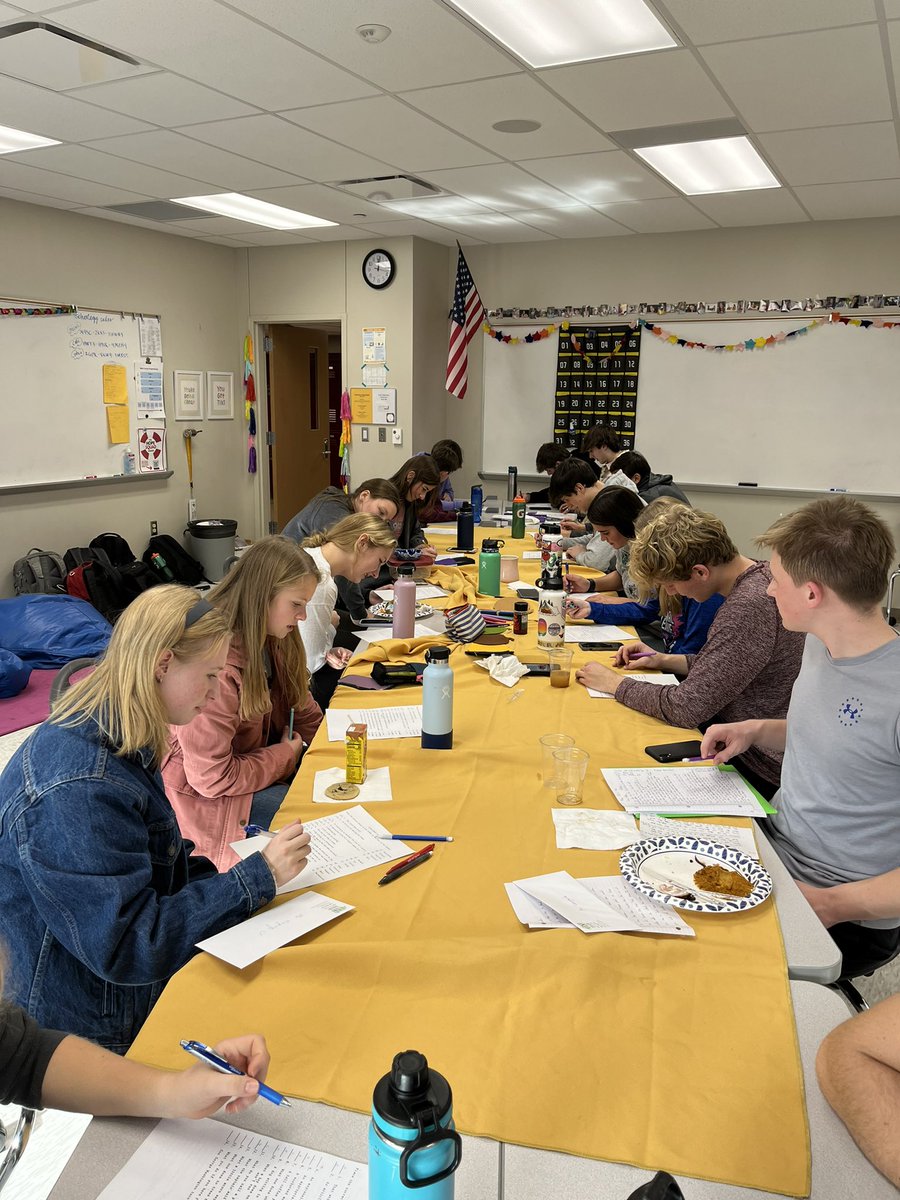 Mrs. Stelzer tweet media