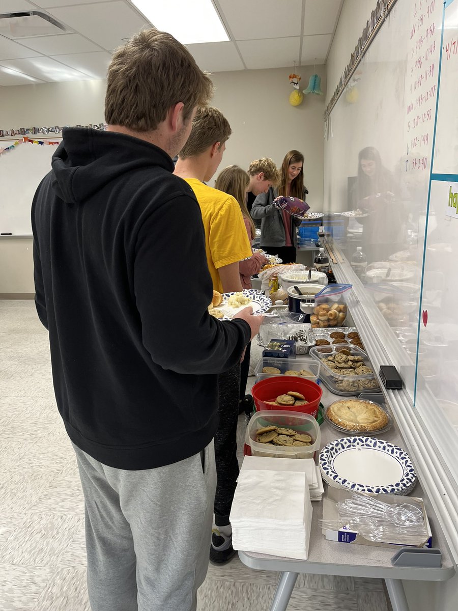 Mrs. Stelzer tweet media