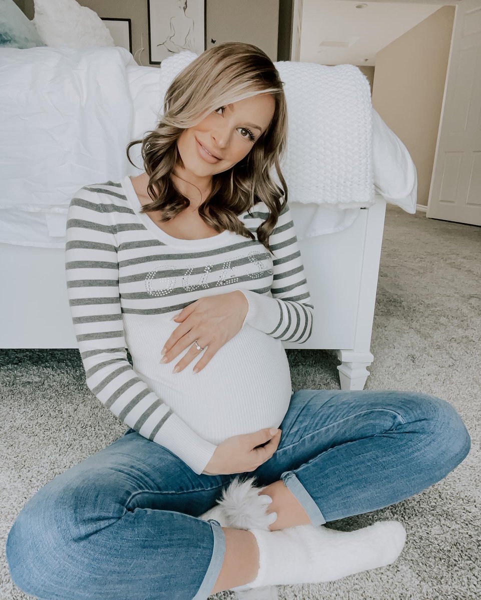 EMMA HIX👑 on X: 8 months down babaaaayyyyy t.cogRWTca3Qyc  X