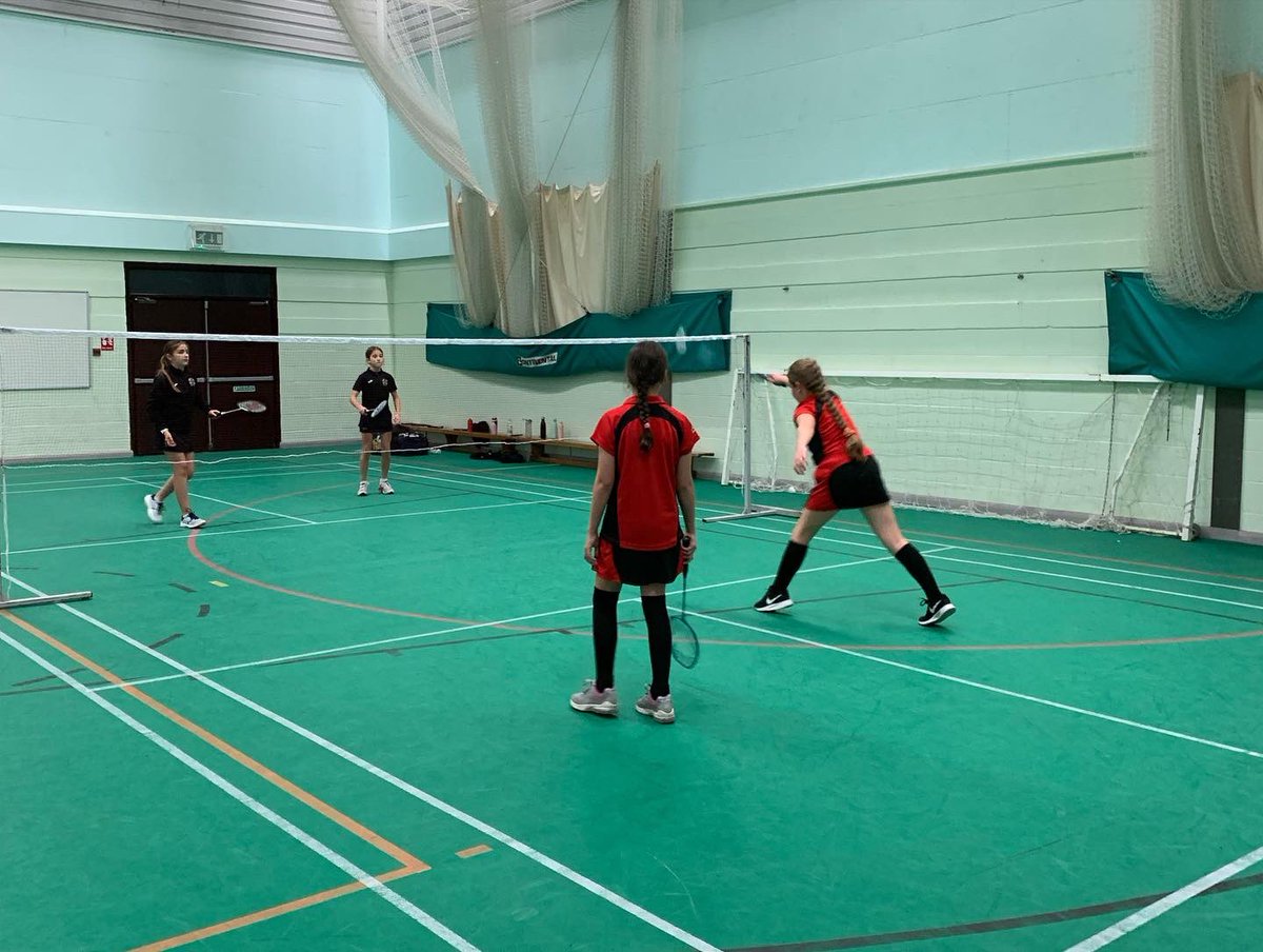 CardinalAllenPE's tweet image. Our Y7 Badminton players had their first fixture this afternoon against @SaintAidansPE It was a great match and learning experience. Well done, we go again in a couple of weeks #cardy #beallyoucanbe #schoolbadminton #schoolsport #physicalactivity