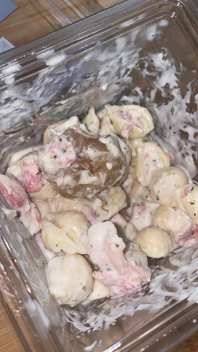 Debbieewalkerr's tweet photo. @sainsburys … hope my partner hasn’t got food poisoning from this piece of raw chicken! https://t.co/l4aQ81ojyH