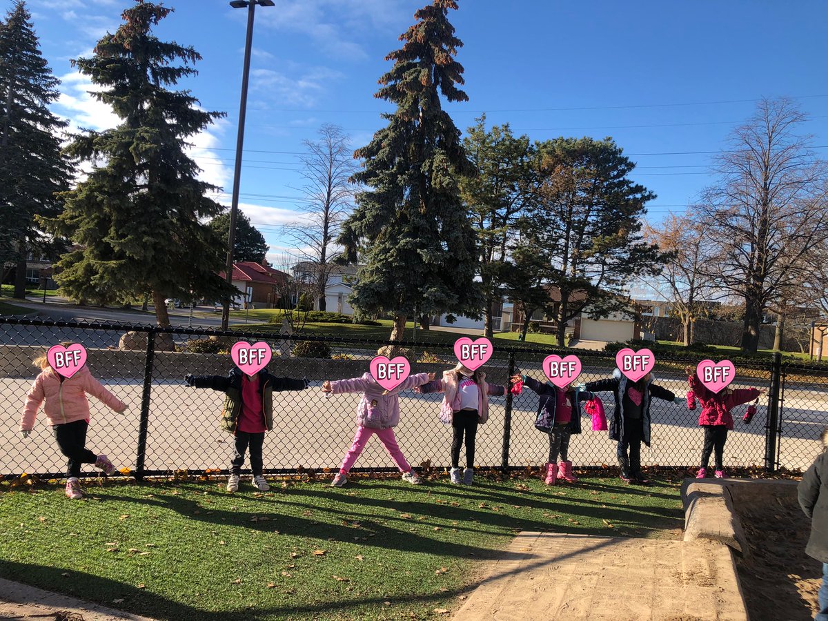 spiteri_mrs's tweet photo. 👚 Look at us in PINK spreading kindness like confetti! 👚
#AntiBullyingWeek
#DPStandUp
#BullyingAwarenessAndPreventionWeek
#BullyingAwarenessWeek https://t.co/bs23vNTLsc