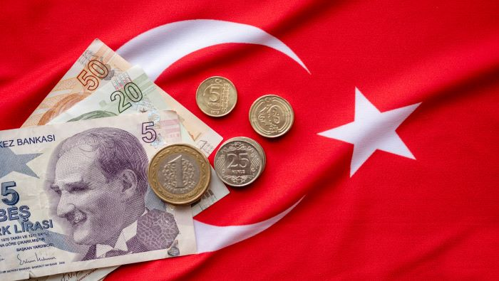brianmfoote's tweet photo. @Rob_RN_OTC @HUMBLPay Perfect "real world" example for why high quality, fundamentally sound US Dollar stablecoins can be of value for digital wallets in other countries. Turkish Lira down 15% overnight vs. USD, staring at 20% inflation with continued low interest rates.

https://t.co/T0ZGx0esnd https://t.co/ovPK57C1iu