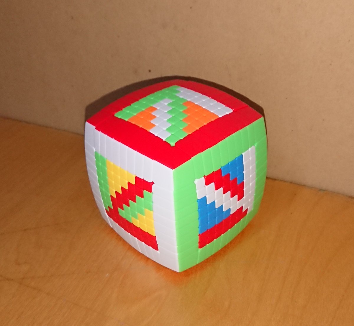 RobRubix's tweet photo. A pattern I've been working on for a while. Trying to create a 3D hollow cube effect with a decent thickness to sides. Best I can do I think..... https://t.co/PXKkJN3Rdz