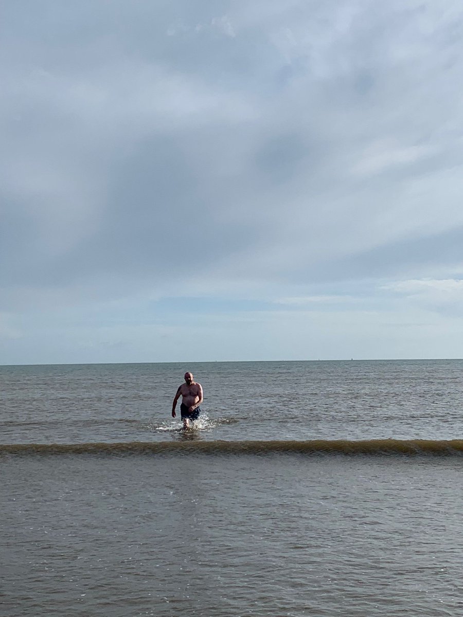 alanoneill68's tweet photo. So good for you #vitaminsea #MentalHealthAwareness #divingreflex https://t.co/iTjlRV9v6H