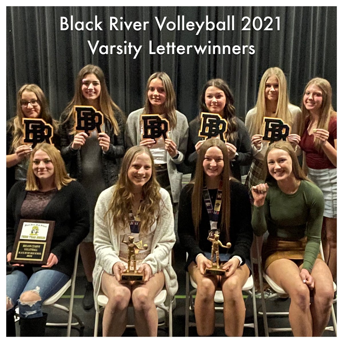 The #BRVB21 Season comes to a close with the annual awards banquet. Congrats Olivia Todd, Kailee Boyle, MadisonJenkins, Ava Jordan, Delaney Nixon, and Ella Warner 1st Year; Riley Kubitz 2nd Year; Bre Czarny 3rd Year; and Abbie Graves &amp; Nicole Beard 4th Year Letterwinners. 🏆
