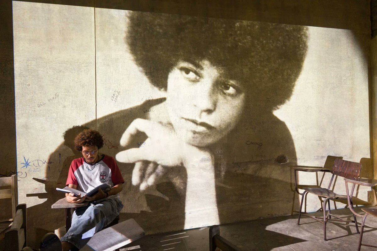 Aclamado em festivais, filme 'Cabeça de Nêgo' estreia com exclusividade no Globoplay <a href="/cabecadenego_/">Cabeça de Nêgo - O Filme</a>   buff.ly/3l5hewd