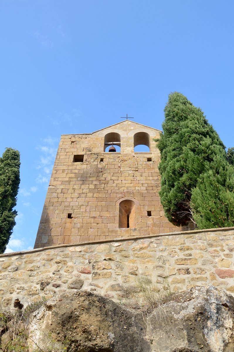 FolchPere's tweet photo. Clua d’Aguilar, Vilaplana ... https://t.co/SDTSriPr7K #laclua #CluadAguilar #Vilaplana #romanic #labaells https://t.co/xLJMokacbW