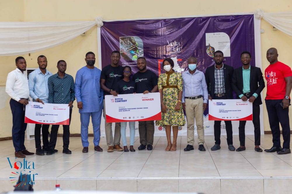 As part of the programs running alongside selling and buying at this year’s Volta Trade Fair, there was a startup Pitch Contest proudly organized by VRCC, AGI, Ghana Tourism Authority and Advert Tower in partnership with Ho Node Hub for emerging brands. 
#visitvolta #voltafair21