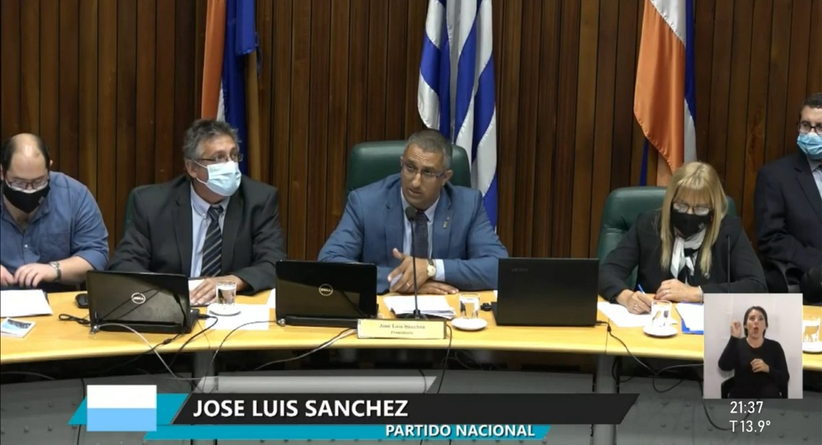 Sánchez destacó avances y mejoras para el funcionamiento del deliberativo departamental al dejar la presidencia este martes. --> facebook.com/juntamaldonado… #JDM