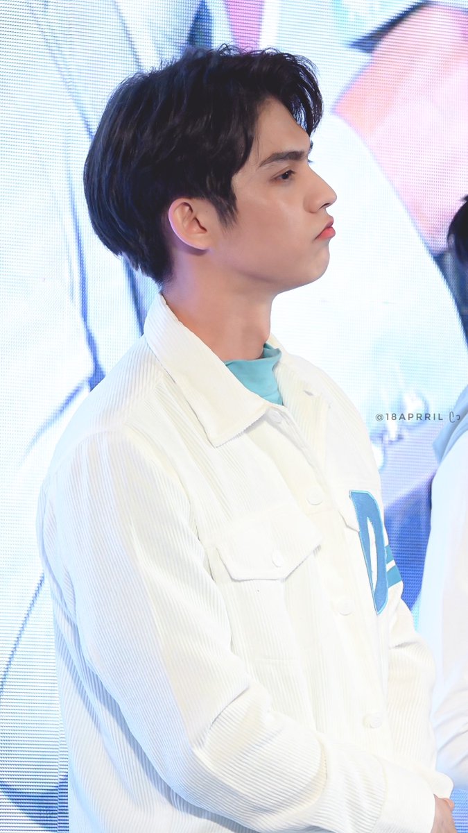 BrightInterfan's tweet photo. We are thankful for your LIPS💋 @bbrightvc 
😗😗😗 

#ThanksBright #BrightsAroundTheWorld 
#bbrightvc #BrightVachirawit #F4Thyme https://t.co/476dUQq0Ic