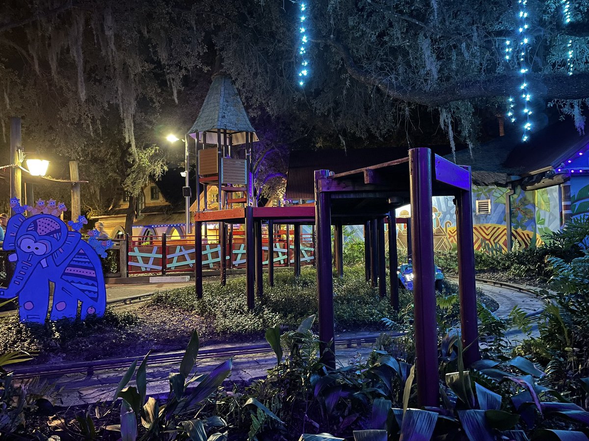 Jacob @ Touring Central Florida tweet media