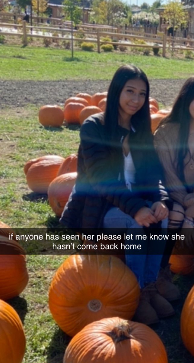vanessssajacobo's tweet photo. if anyone has seen her or know her whereabouts please contact me or contact the joliet police department she was wearing the same jacket https://t.co/RqeEhO5dSh