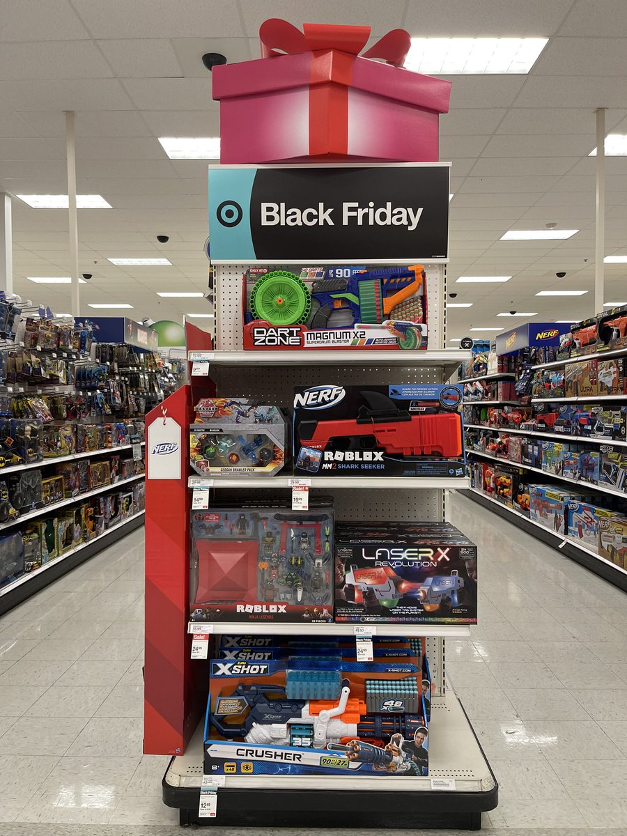 RichardMed12's tweet photo. Who’s ready to drive some sales? Edgewater is!! #Target #BlackFriday #2225 #sales https://t.co/rdIqtDh28h