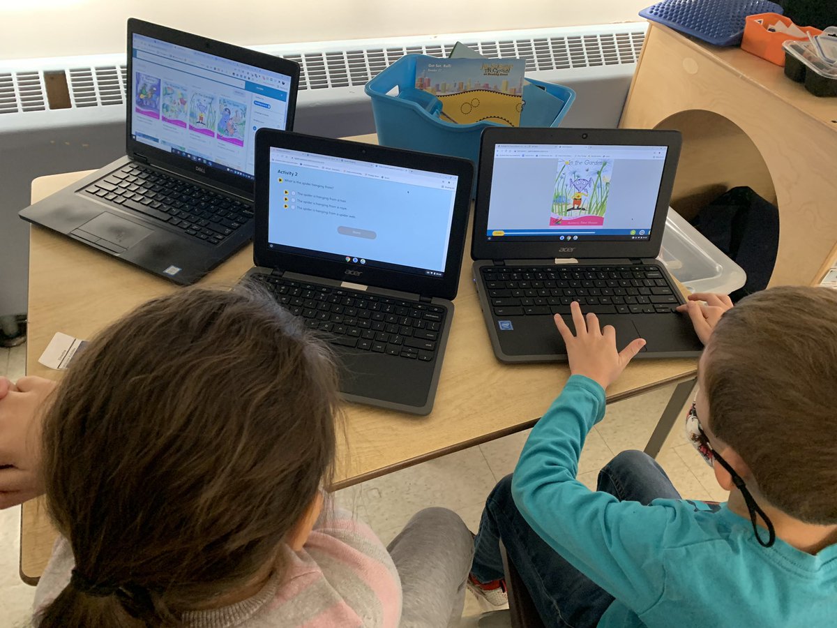 The grade 1 students <a href="/BurleighHillPS/">Burleigh Hill PS</a> were exploring <a href="/pearson/">Pearson</a> SPARK reading program this morning. Looking for #treasures 💎 within the 📚 in their book boxes! #developingreaders