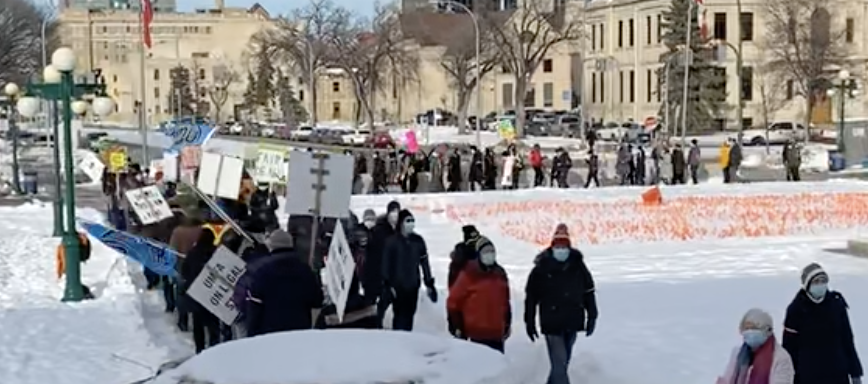 katpenner's tweet photo. Still on #umfastrike. Still #umfastrong. https://t.co/F16DelirsF