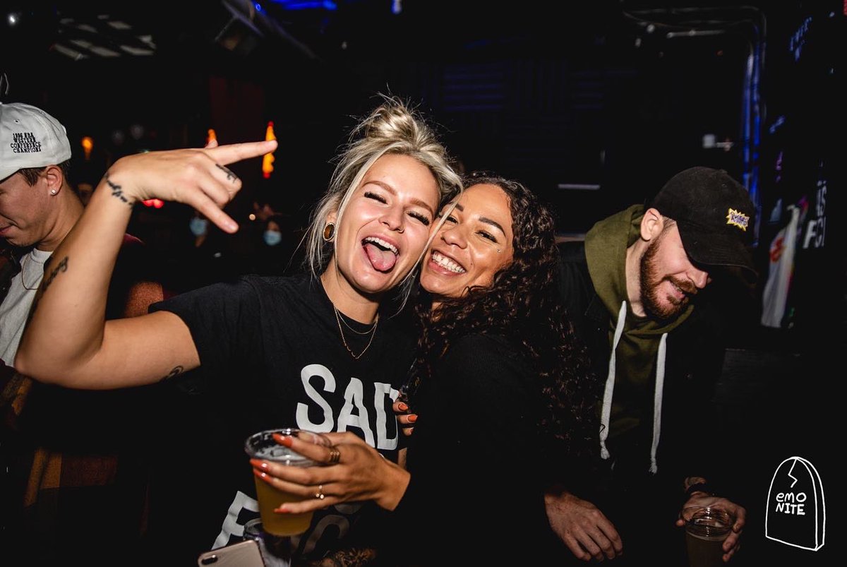 emonitela's tweet photo. photos from last weekends party in Orlando, ATL, SD, SEA, Cinci, &amp; Louisville r live on fb - go gobble em up, turkeyheads

📸: @htennek @sarinasolem @sheriberman @SteinmillerC @htennekk @solitadphoto https://t.co/5cGHhaQnXn