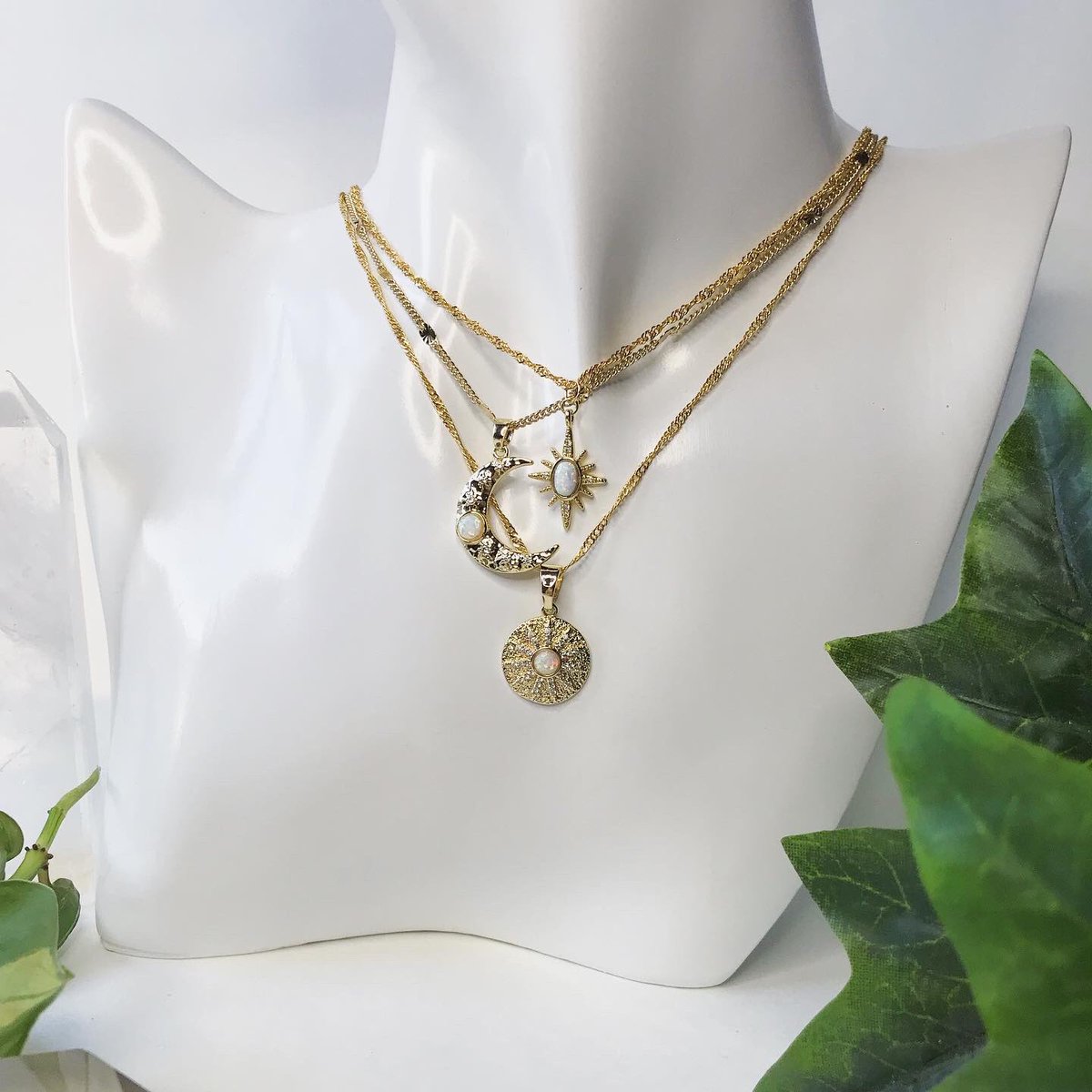 fabledbyriley's tweet image. 🤍you can support my small biz today by retweeting this!🤍