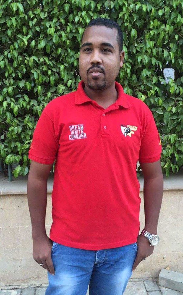 Manu_QLF's tweet photo. Kanye West s’il venait du Sud https://t.co/KSHJ33CXSE