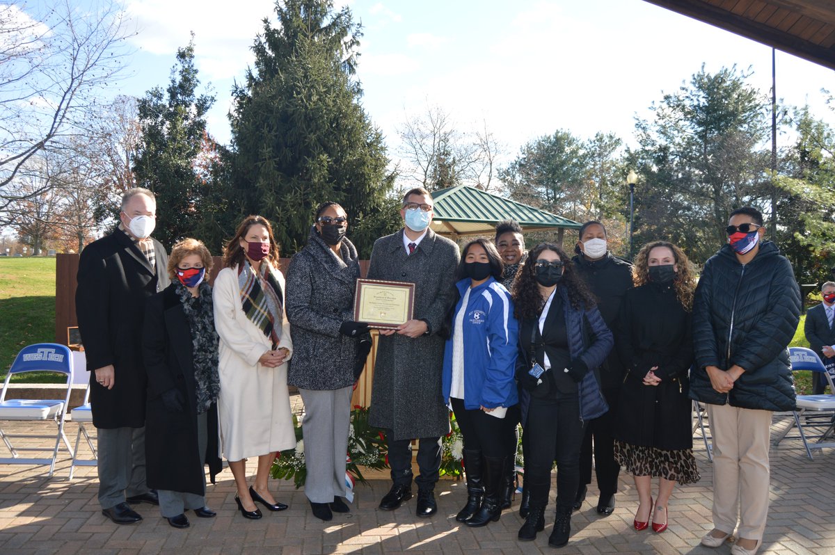 NewJerseyDOE's tweet photo. It truly was a pleasure to celebrate @BCITTWEETS at today's Lighthouse Award Recognition ceremony. Congratulations on all of your outstanding success in increasing equity in course enrollment👍 #LightTheWayNJ 🌟 https://t.co/1MxO9bZRAi