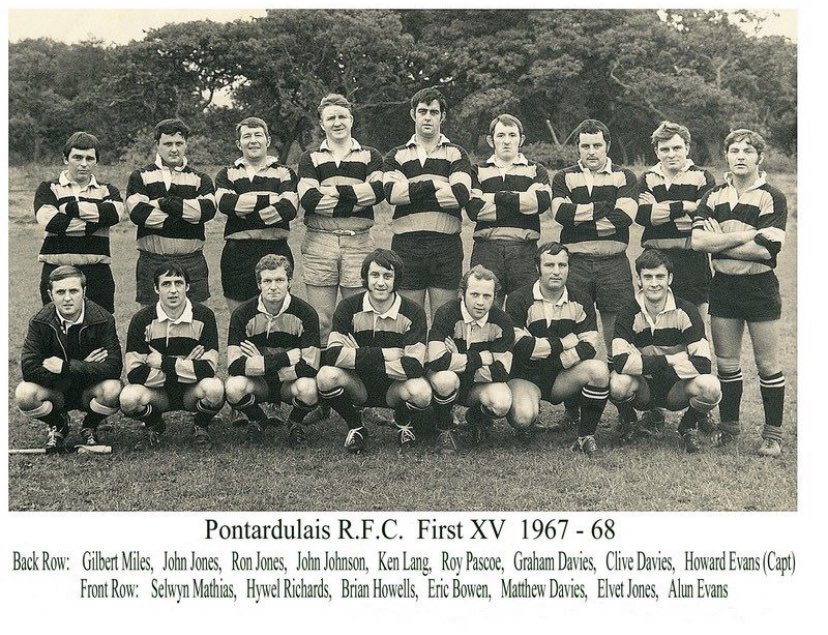 Bontlands <a href="/UplandsYouth/">Uplands Youth</a>  + <a href="/BontYouth/">Bont Youth</a> - Iestyn wearing the Pontarddulais colours like his grandpa did 53 years earlier in 1968.