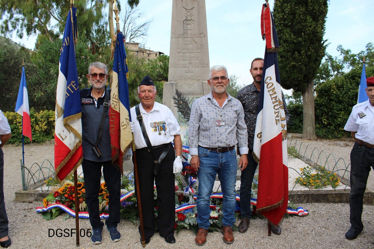 [#Liberation] de #Gorbio avec le SF06, l'UNP et Paul Couffet (Maire). 
Présence de nombreux portes-drapeaux et du pdt de section (📸 devant le Monument aux Morts").
<a href="/SF_Siege/">Le Souvenir Français</a> #Anniversaire #para #parachutistes #drapeau #flag #bandiera #defile #ceremeonie