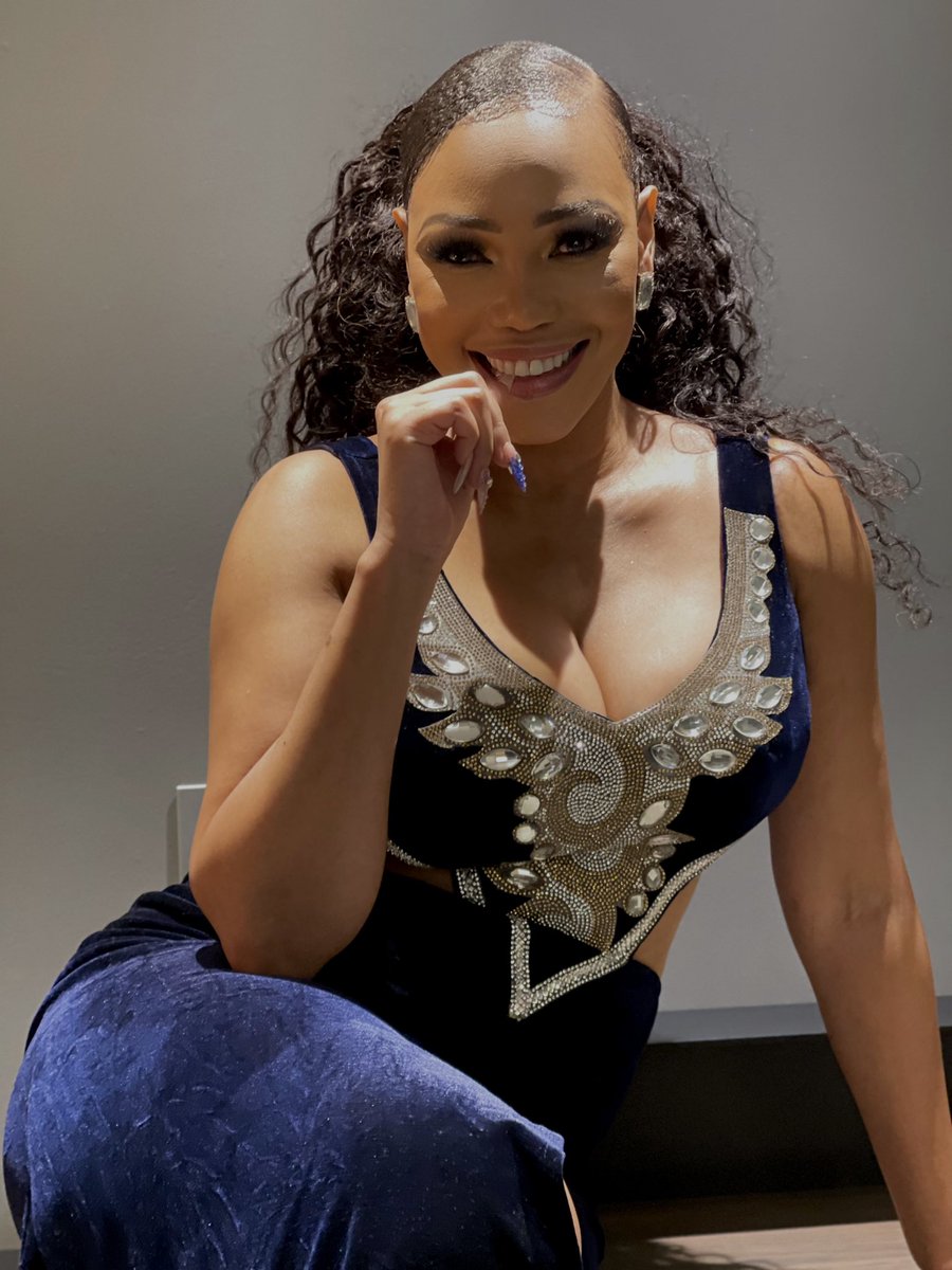 I see I got you all thirsty last week, now today I’m going to quench your thirst.