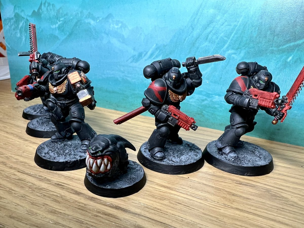 Daz_Wallace's tweet photo. Latest squad complete a day early for #WIPWednesday.
A 5-man Death Company Intercessor squad with totally legit Death Company Squig... :Shifty_Eyes: #NotHeresy #WarhammerCommunity #warhammer40k https://t.co/65YdpAlUod