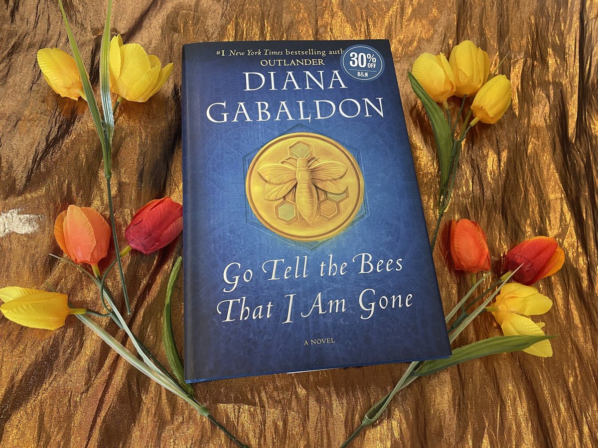 bnmiramesa's tweet photo. Attention all Outlander fans! The latest book of the series, "Go Tell the Bees That I Am Gone" by Diana Gabaldon, is out today! Make sure you get your copy today!
#bnmiramesa #142bn #outlander #dianagabaldon #newreleasetuesday #newbooks #goodreads https://t.co/omitFh4sgS